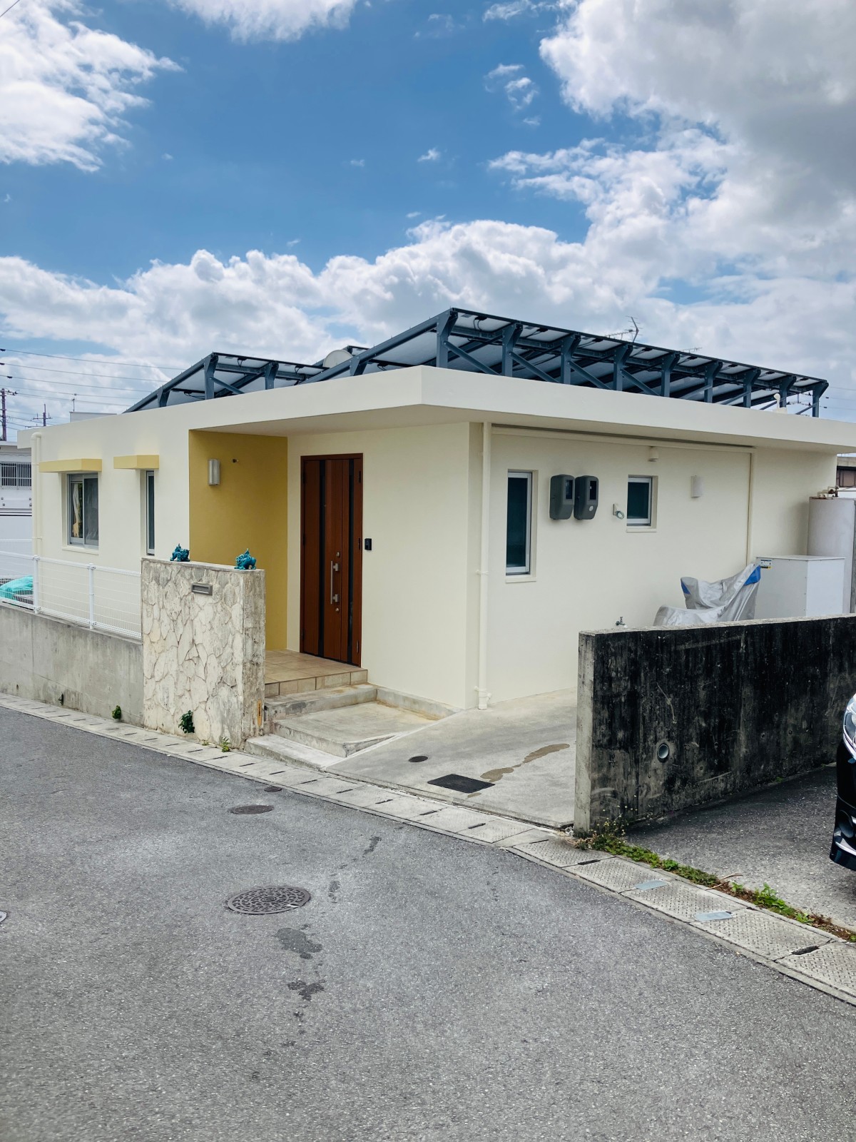 【那覇市_O様邸の外壁塗装実績】